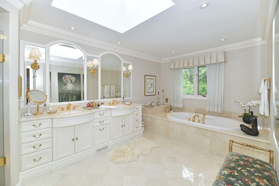 49208884print 1024x683