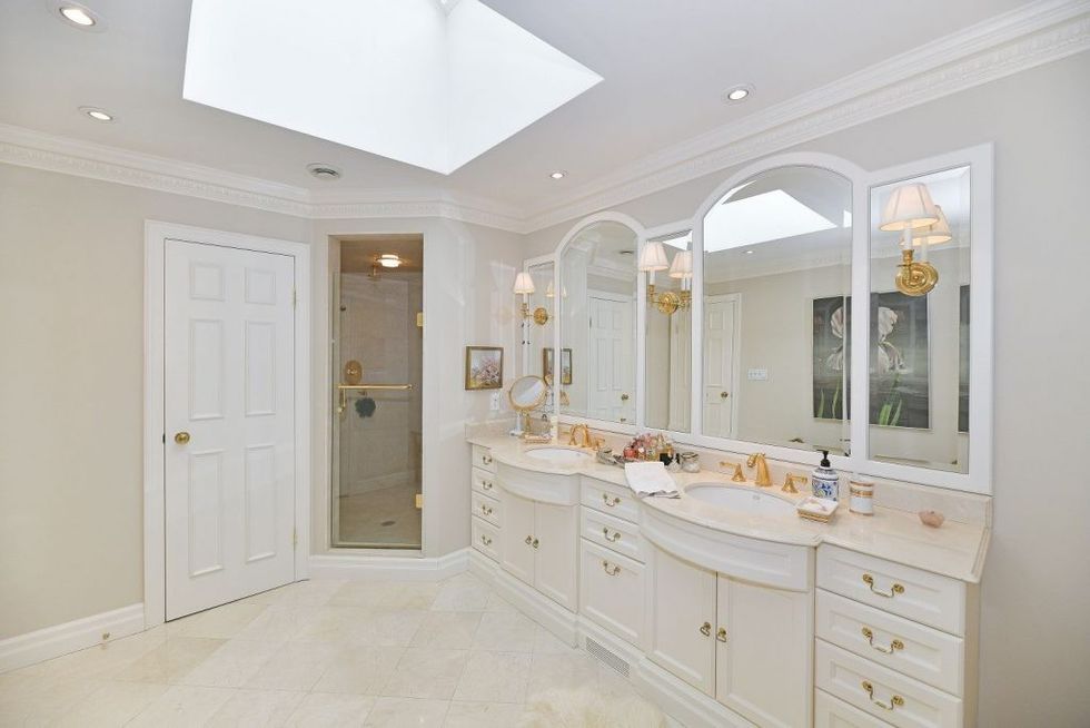 49208885print 1024x683