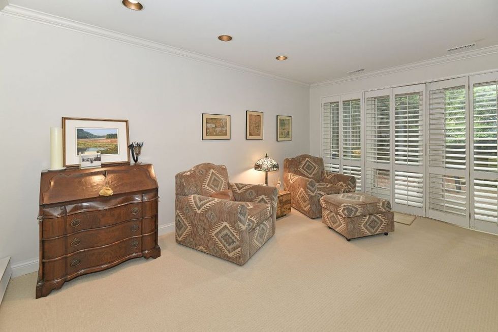 49208893print 1024x683