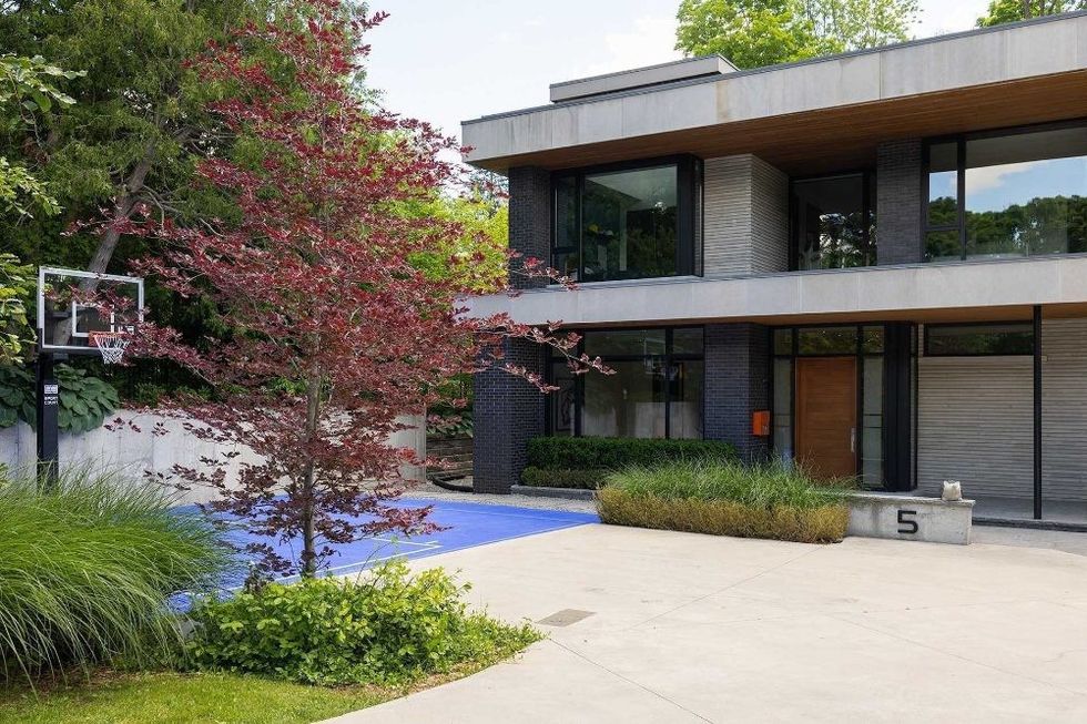 5 pheasant lane toronto w5668242 12 p