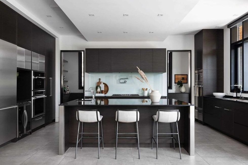 5 pheasant lane toronto w5668242 4 p