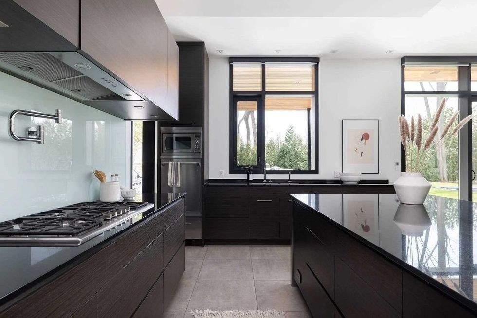 5 pheasant lane toronto w5668242 6 p