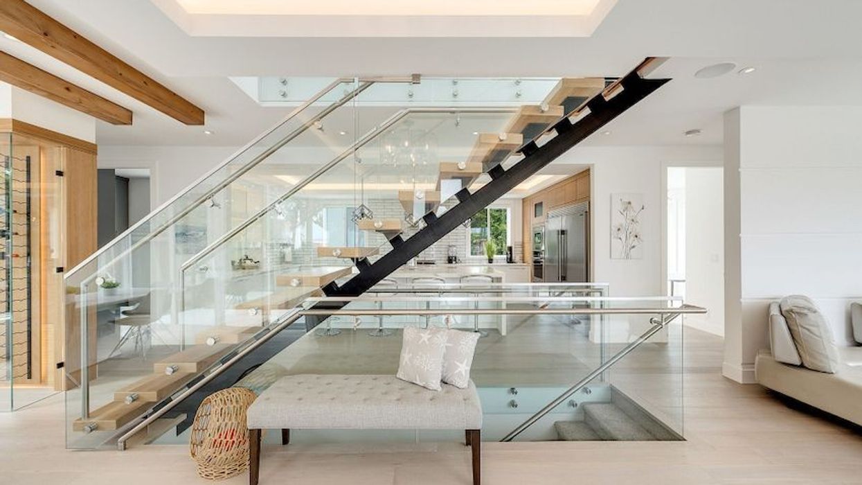 5064 Cordova Bay Road - Saanich, British Columbia