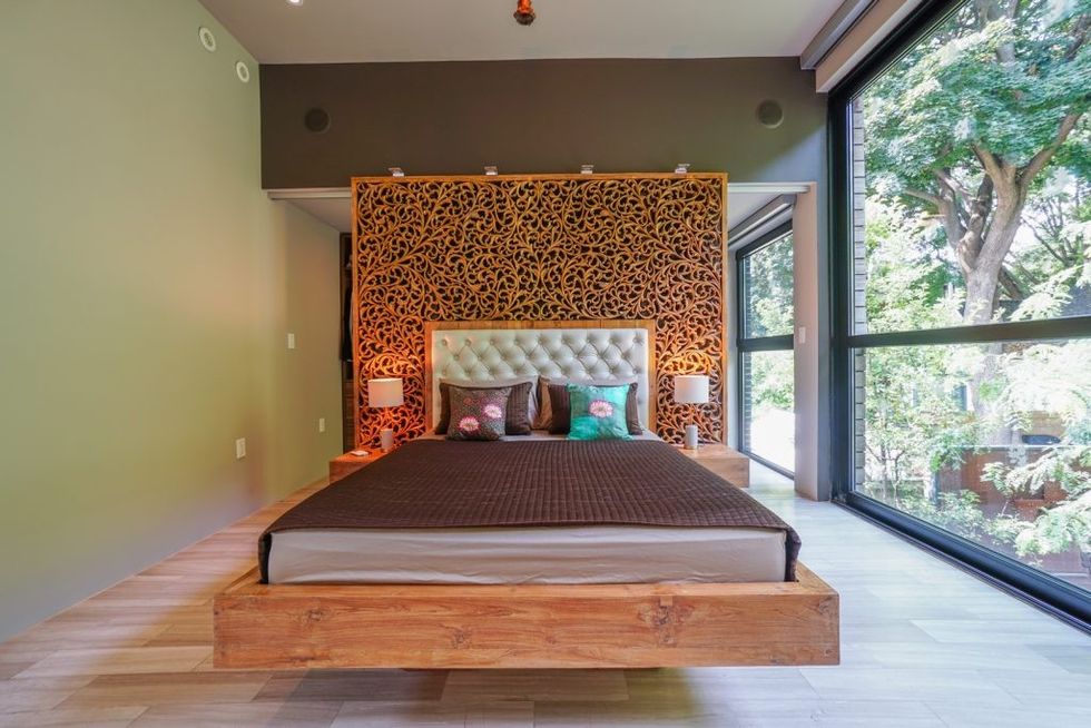 54 spruce mls web 01 1024x683