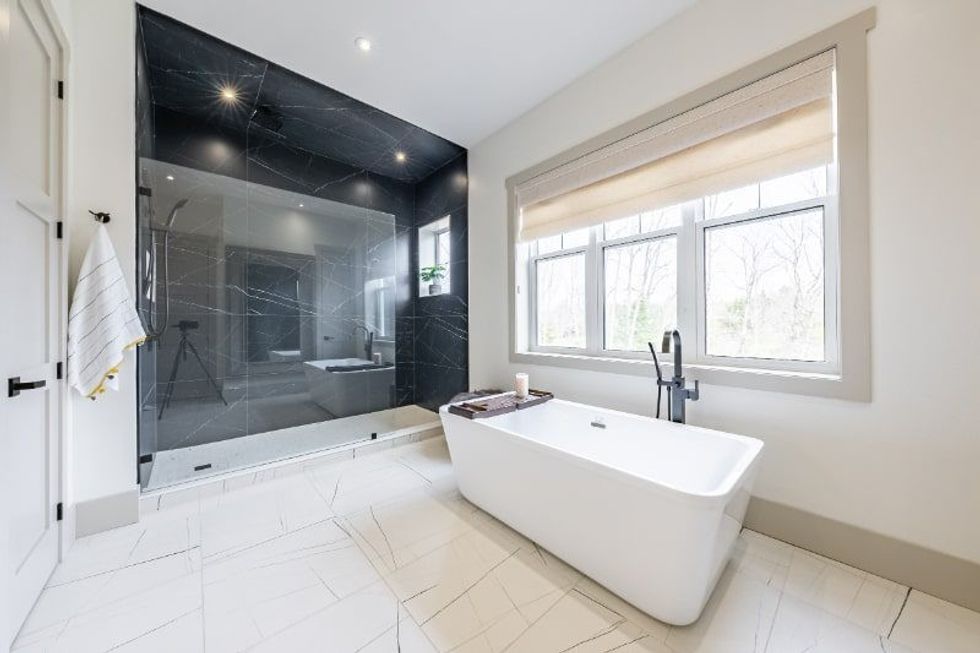 55 37 watkins ln mckellar on p2a 0b4 min