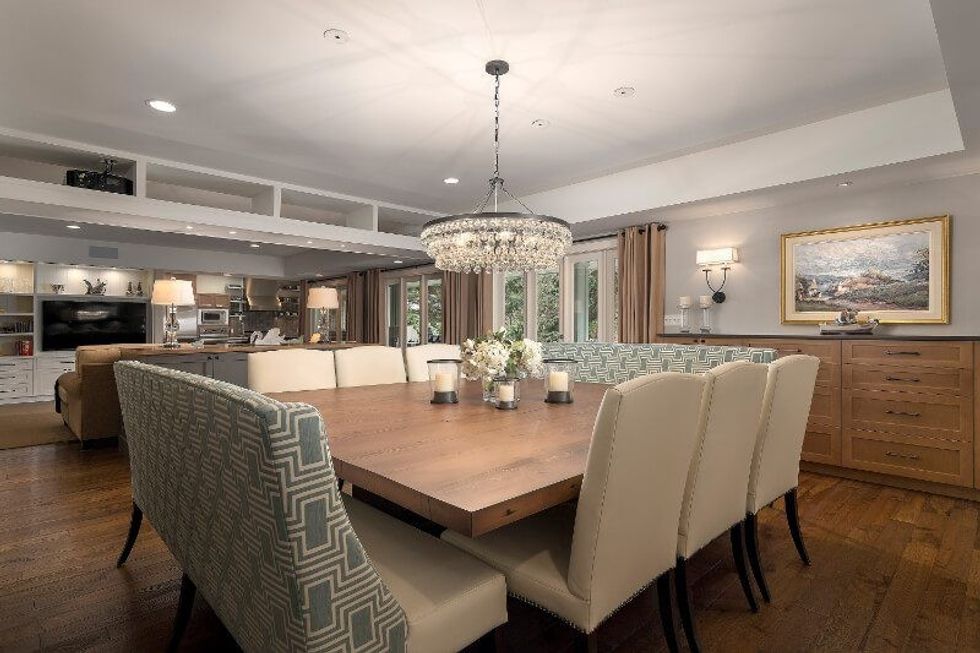 593 riverside drive north vancouver 12