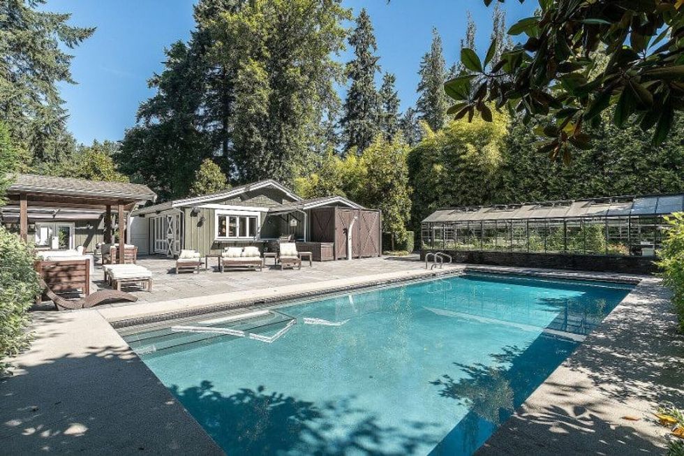 593 riverside drive north vancouver 24