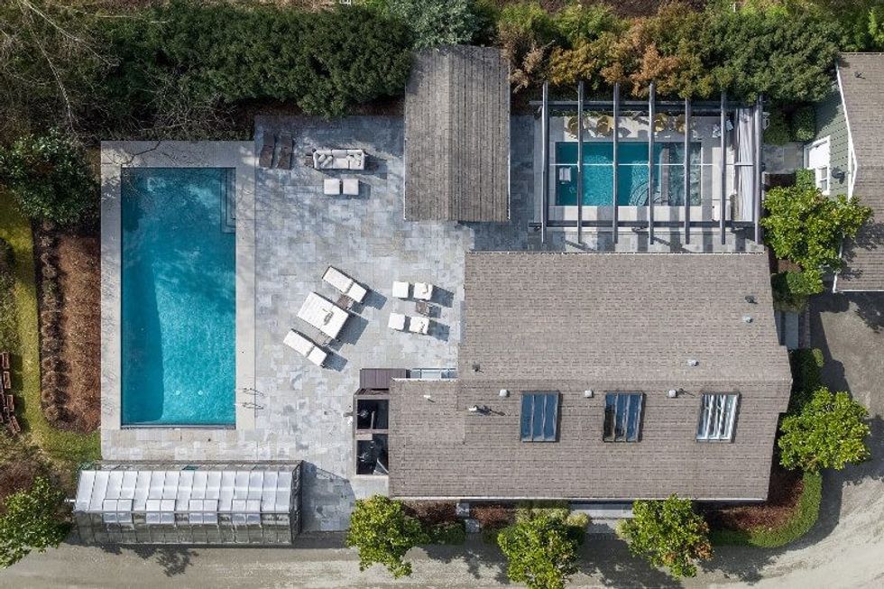 593 riverside drive north vancouver 30