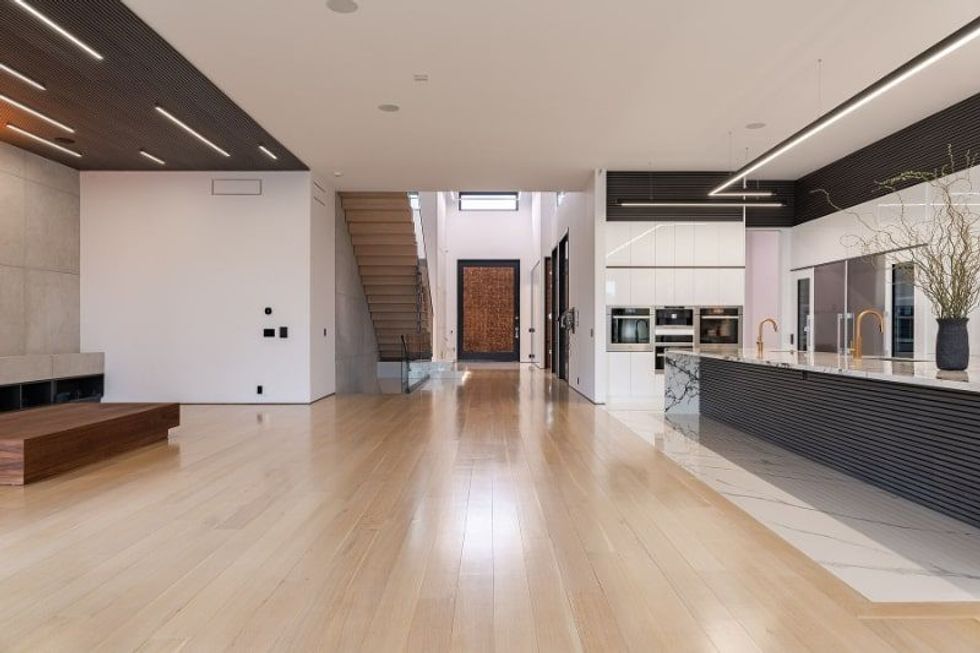 6 creedmore kitchen min