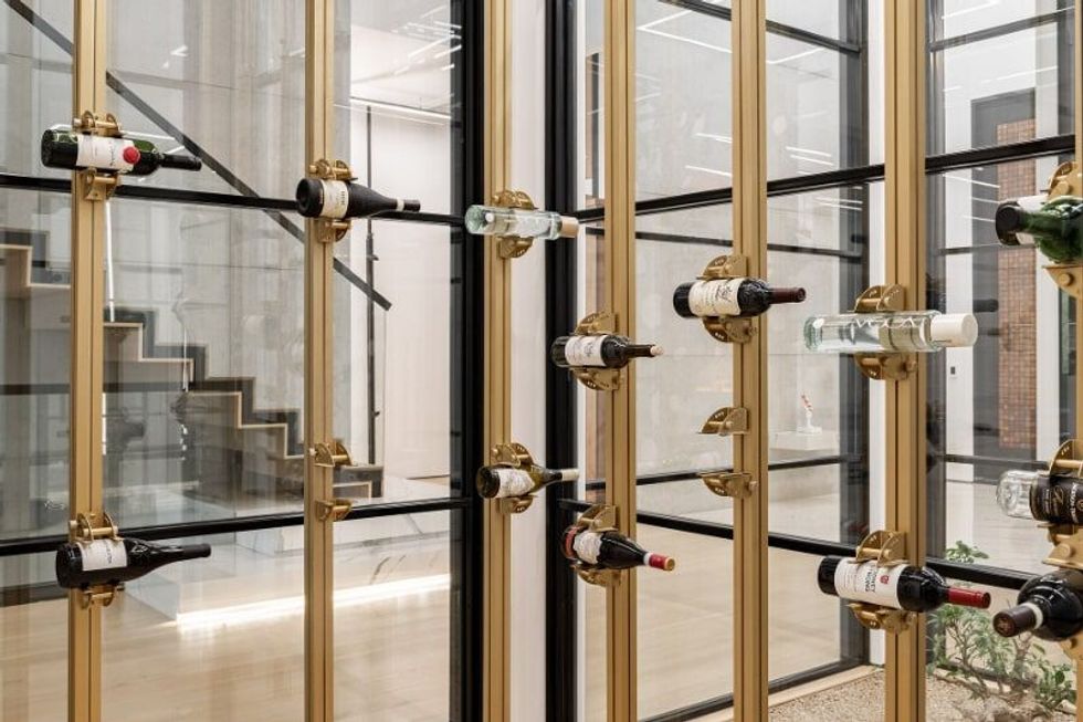 6 creedmore wine cellar min