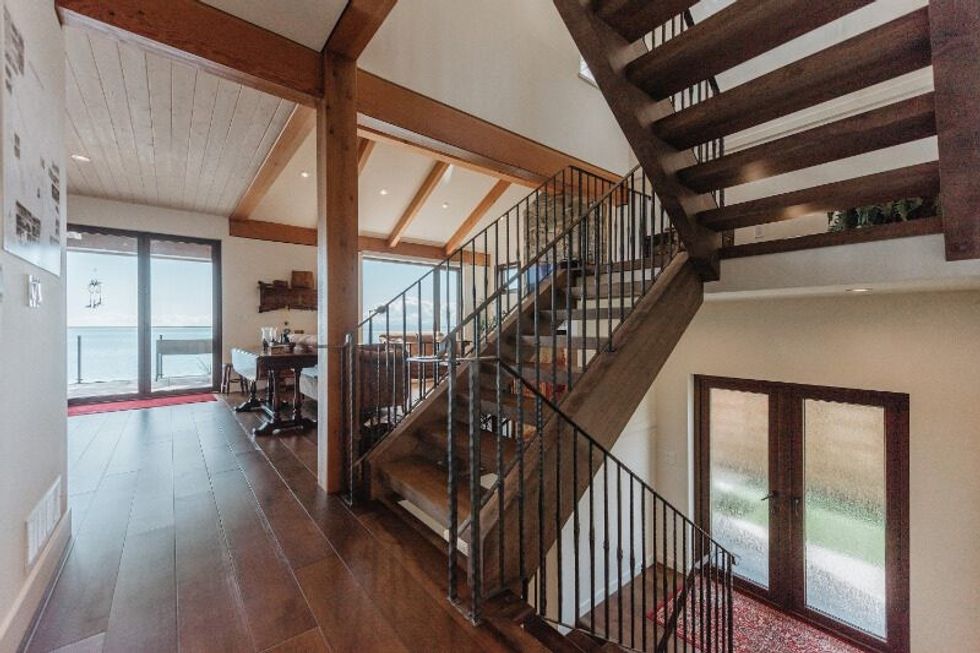 6035 silverstone lane sechelt sunshine coast home 12