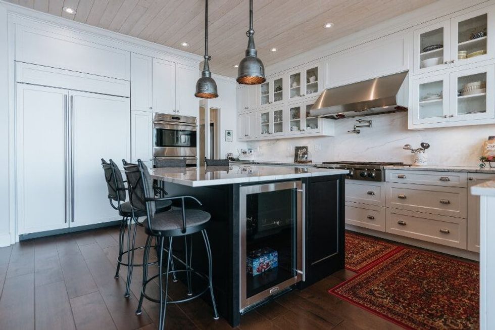 6035 silverstone lane sechelt sunshine coast home 7