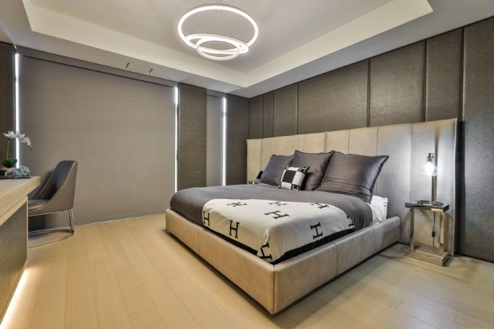 606 bedroom 2