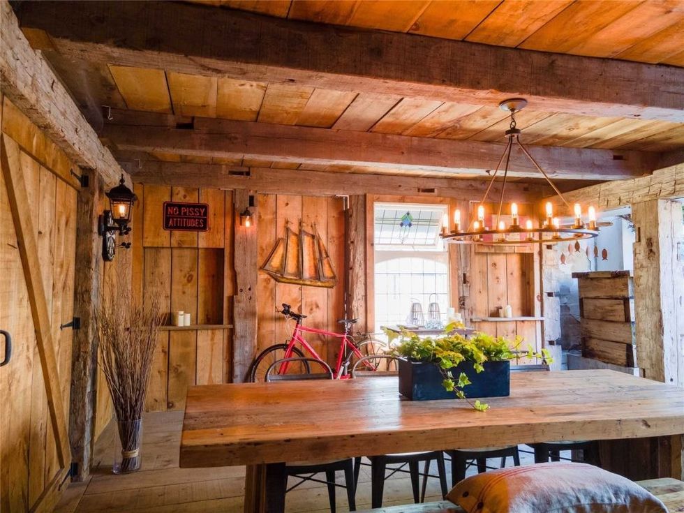 626 637 lake shore boulevard west 6 1024x768