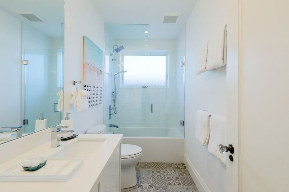 66 nealon avenue toronto e5492823 24