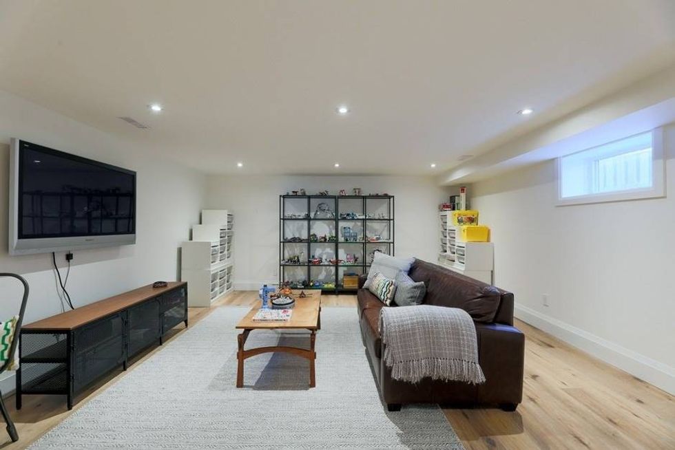 66 nealon avenue toronto e5492823 27