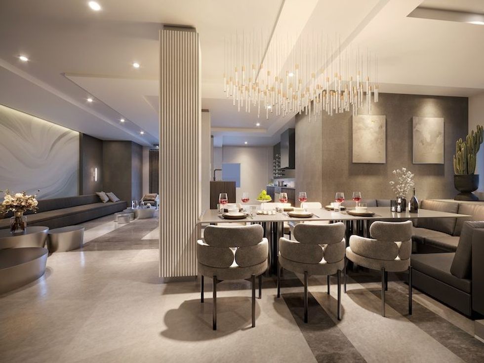 7 dining room amenity