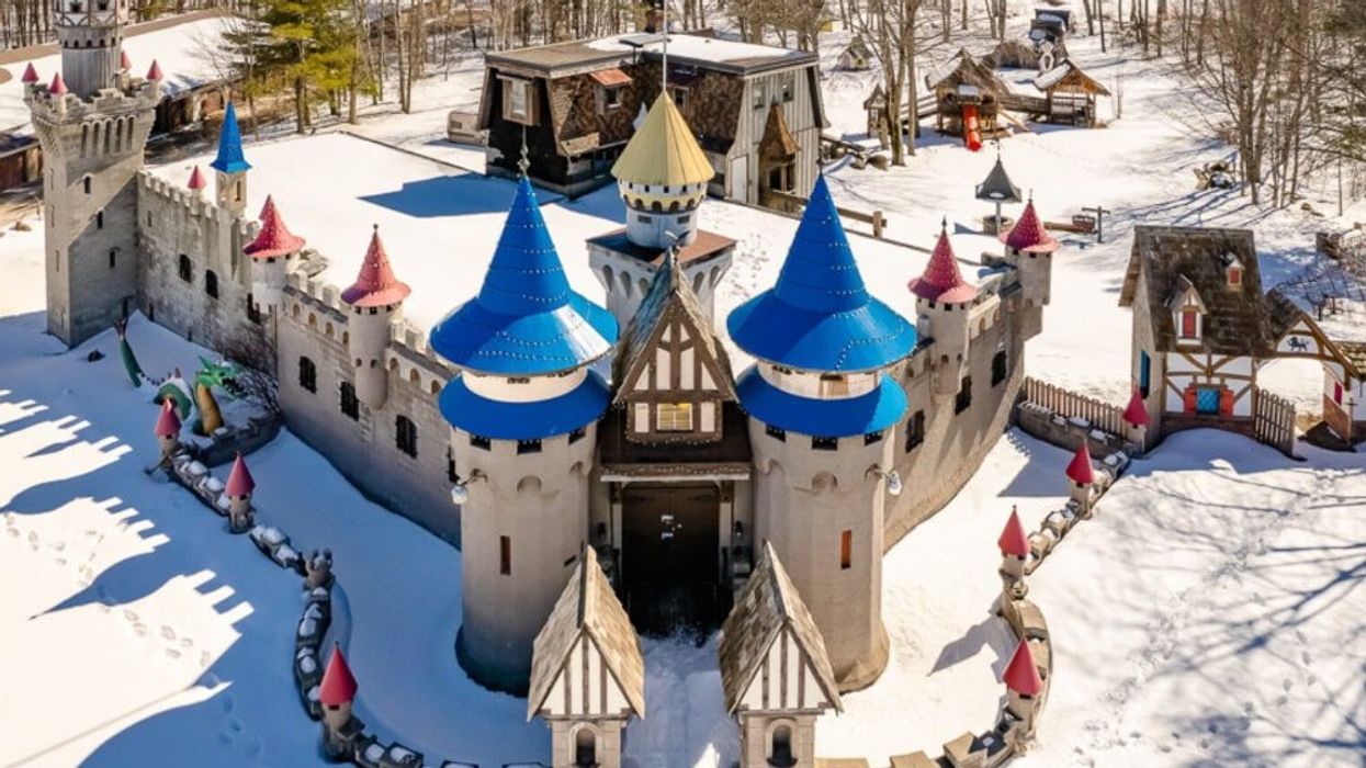 701 Balm Beach Road East