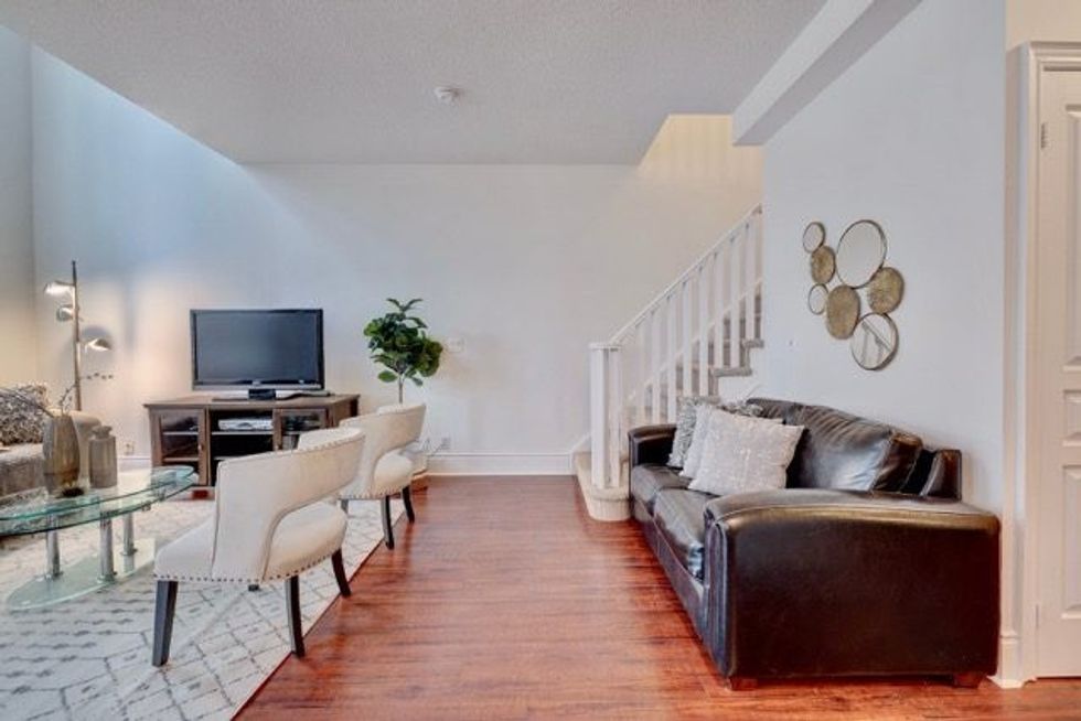 720 3939 duke of york boulevard living room 2 medium