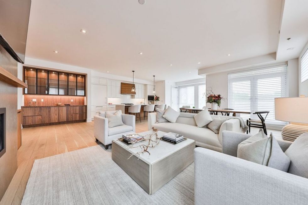 79360019print 1024x683