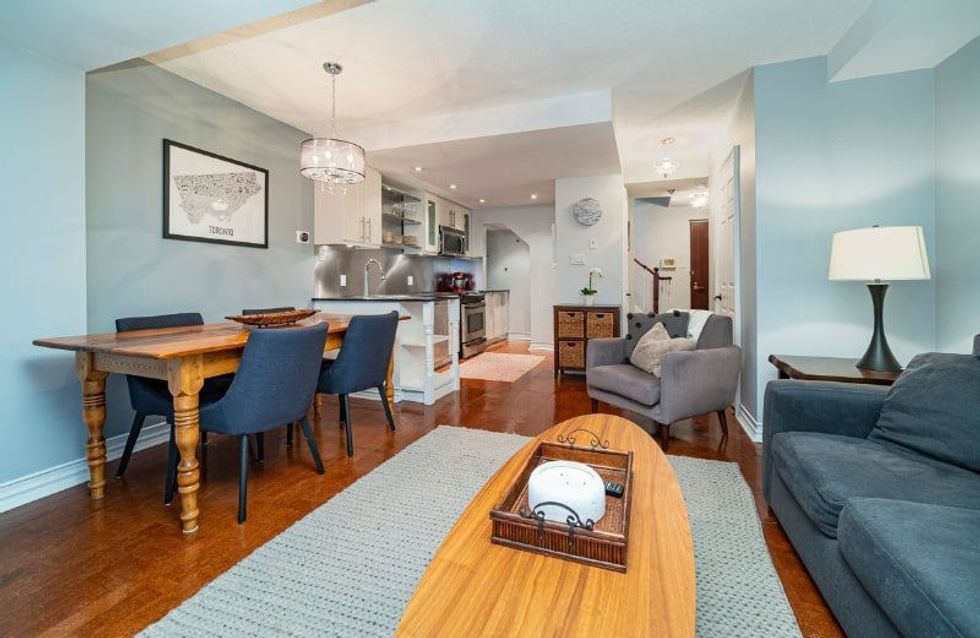 88 charles st e living