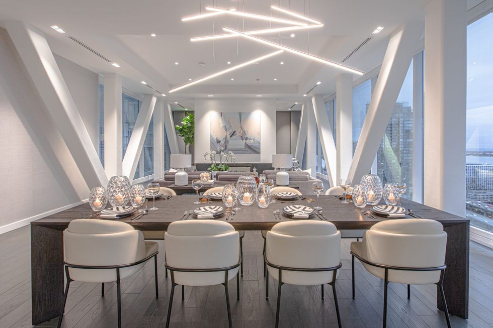 9 living room and dining room photo by laura rossi scaled 1