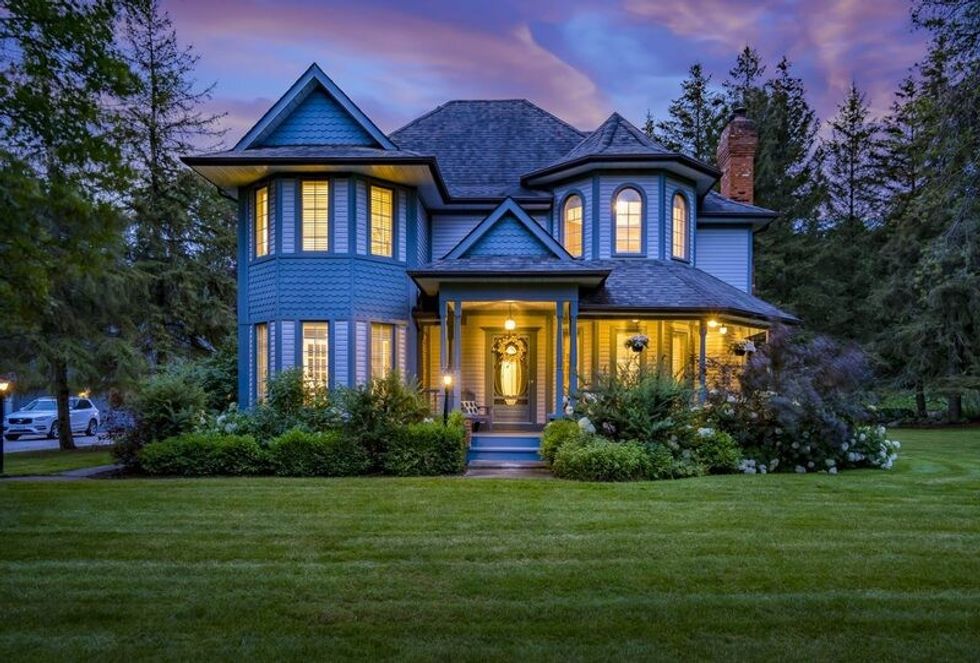 9 purple hill lane web 121 1310x886 1