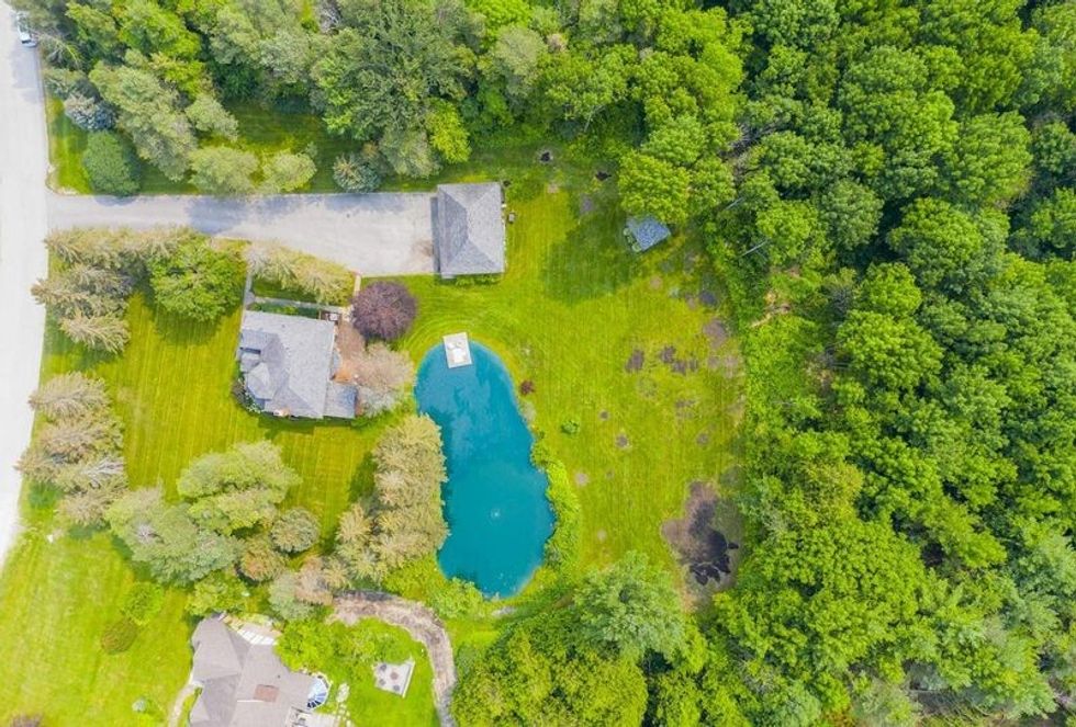 9 purple hill lane web 98 1310x886 1