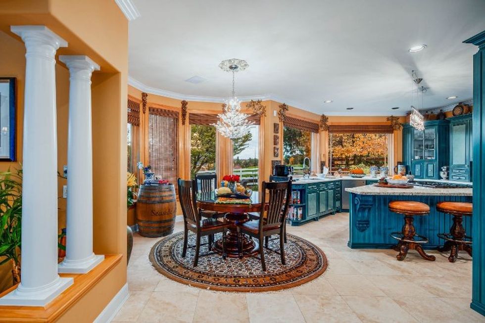 Abbotsford seaside park farmgate winery 13