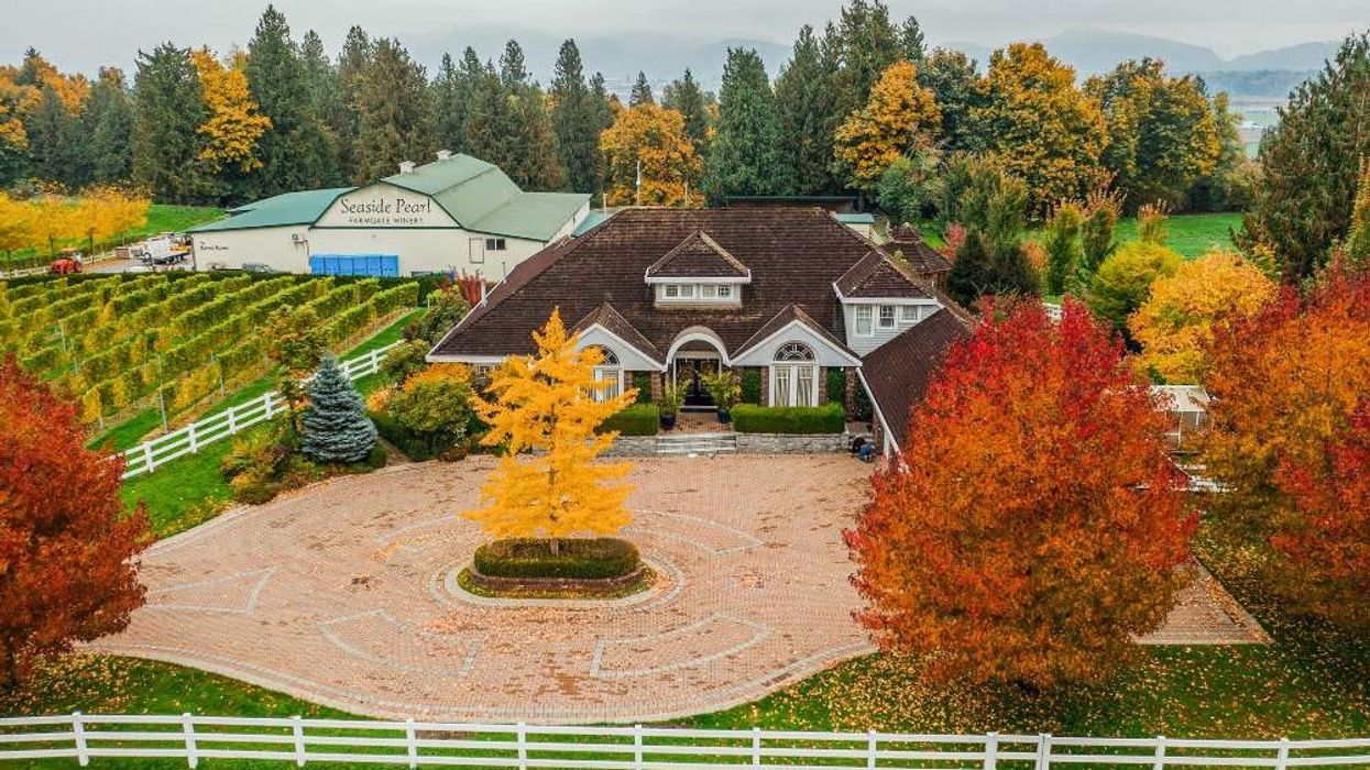 Abbotsford Seaside Park Farmgate Winery