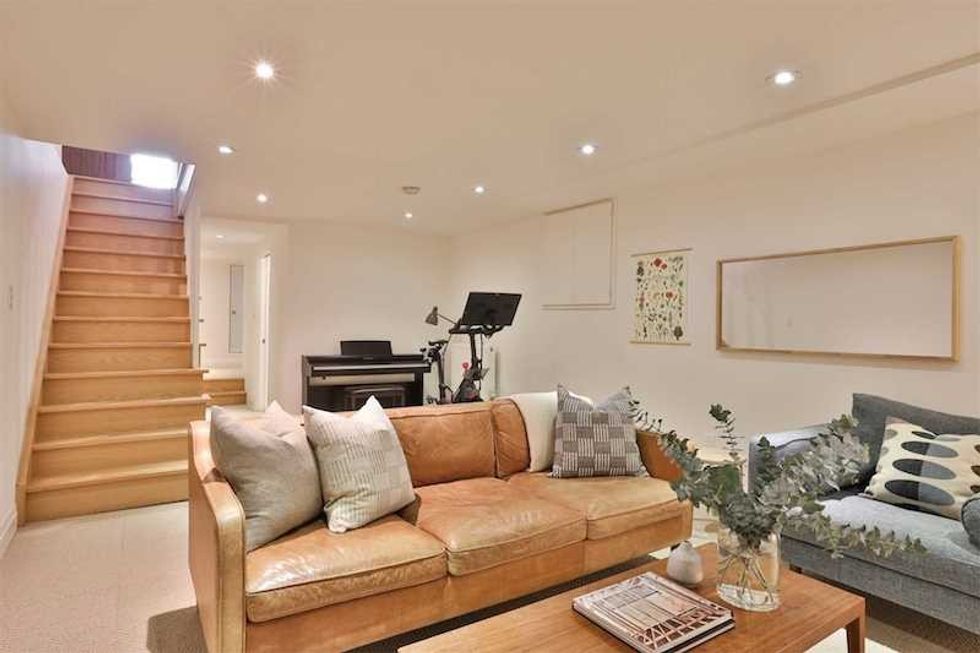 B 80 fermanagh avenue toronto w5126020 29