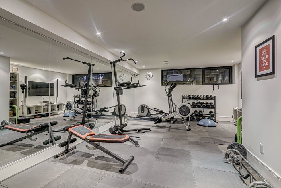 Bb1qfivtzhlyrvwtd3m0