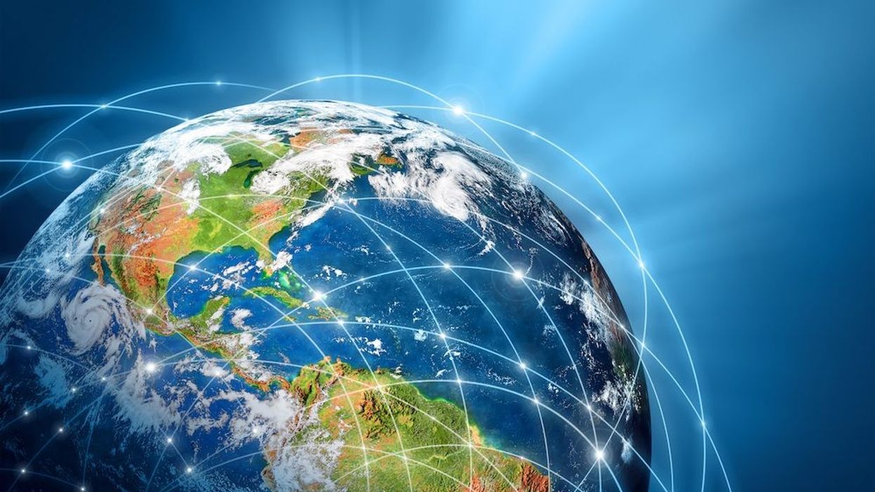 Go Global: This Brokerage Empowers Realtors to Sell on a Luxury Stage