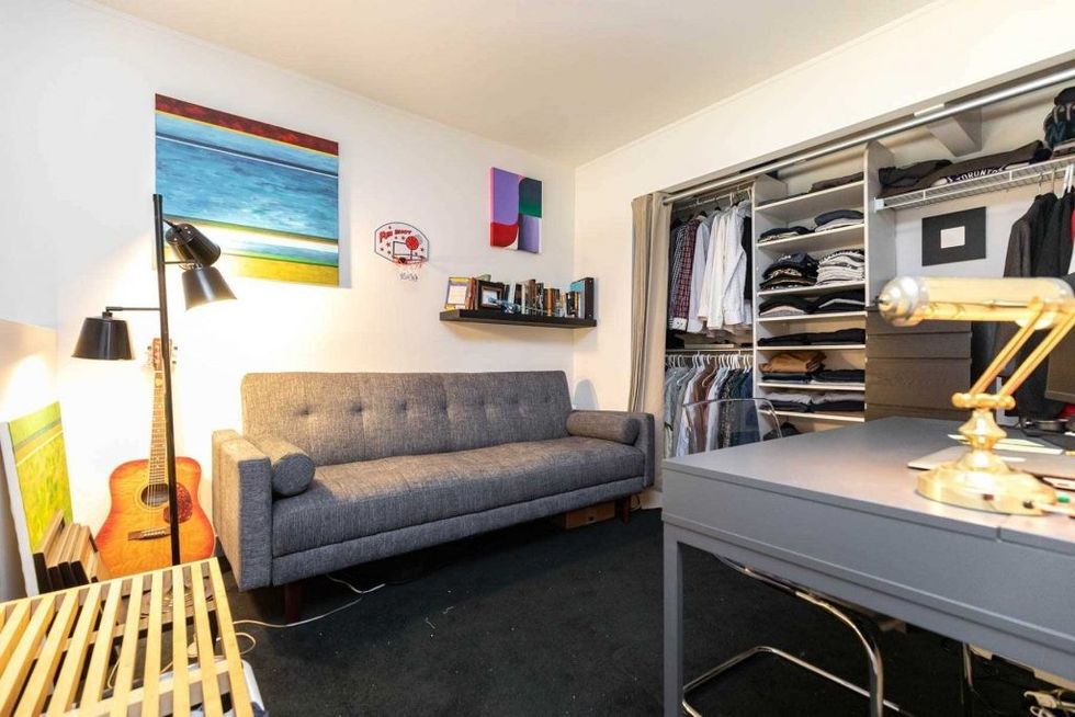 C4856661 23 1024x683