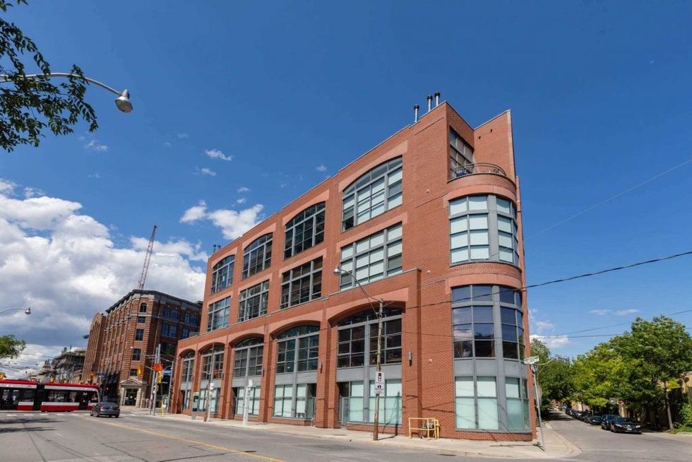 C4856661 25 1024x683