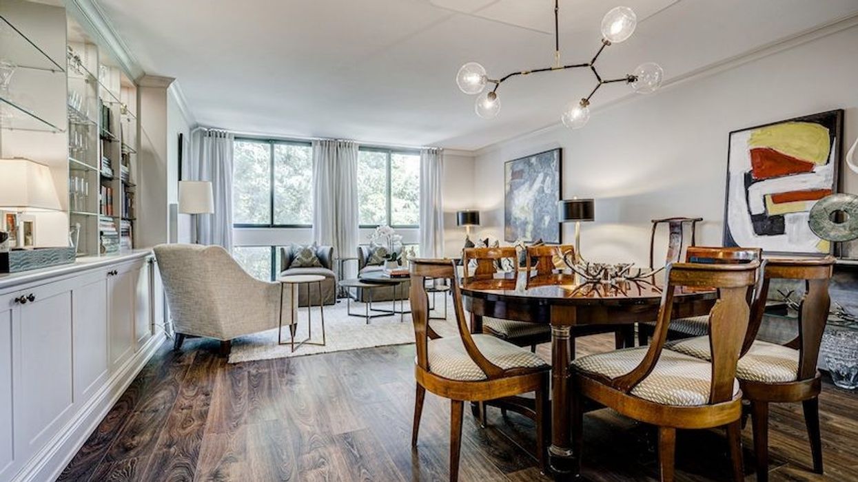 This 'Secret Garden' Style Suite Invites You to Call South Hill Home