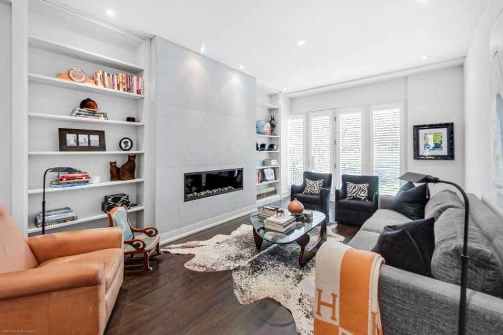 Clarendon living min