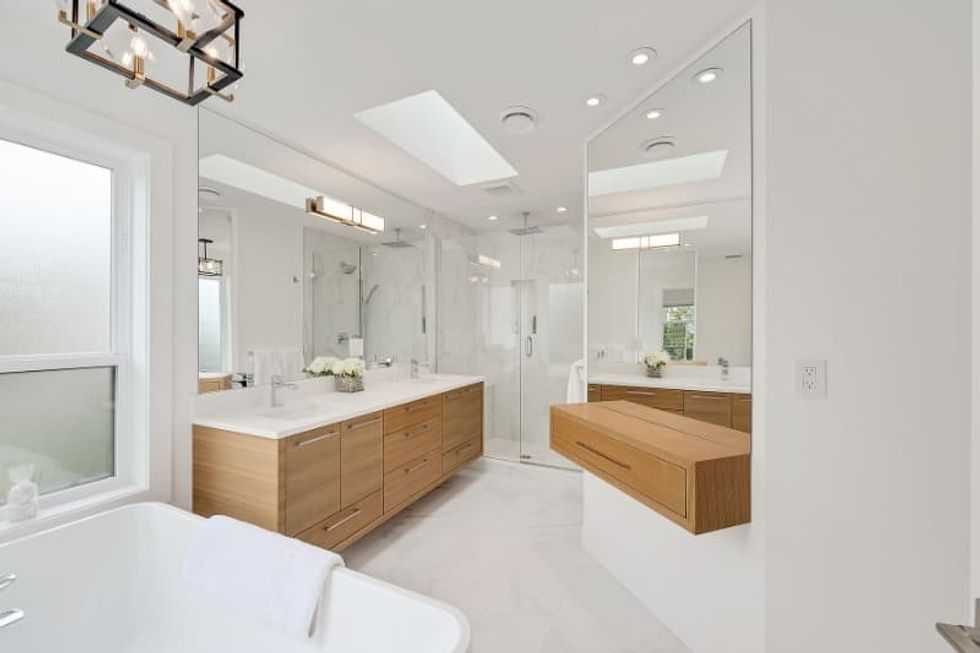 Cordova bay ensuite