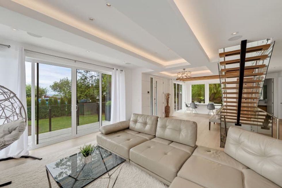 Cordova bay living room 2