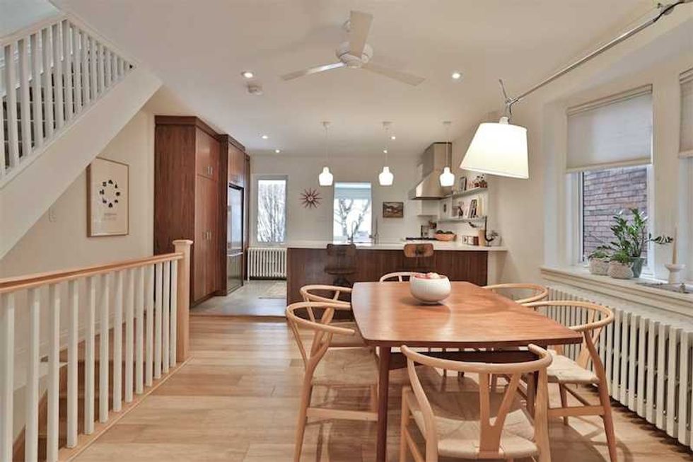 Dining 80 fermanagh avenue toronto w5126020 9