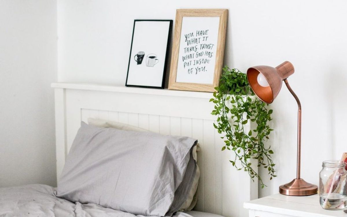 dorm room decor
