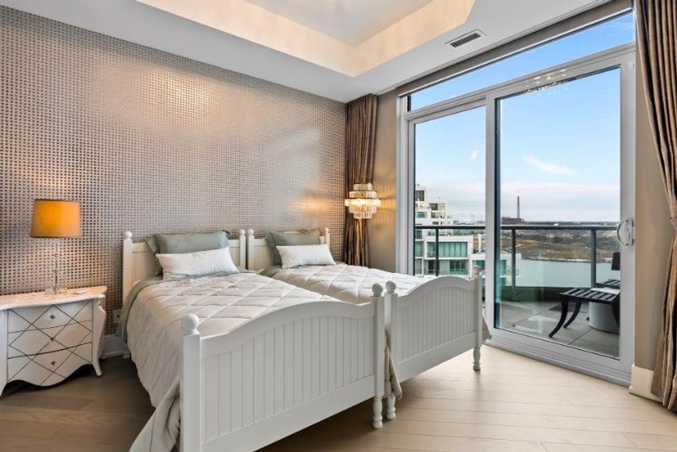 Edgewater bed 3 1