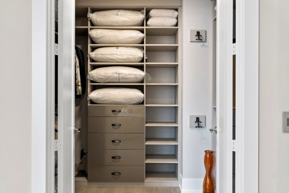 Edgewater closet 1