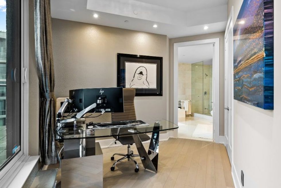 Edgewater office 1