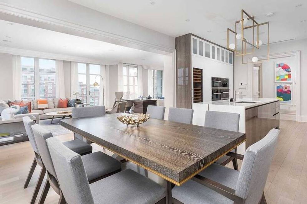 Excl2747812 210406100918318