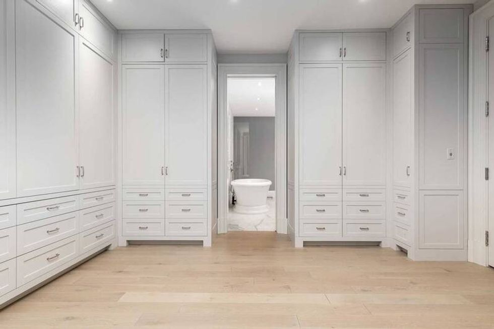 Excl2747812 210406100946788