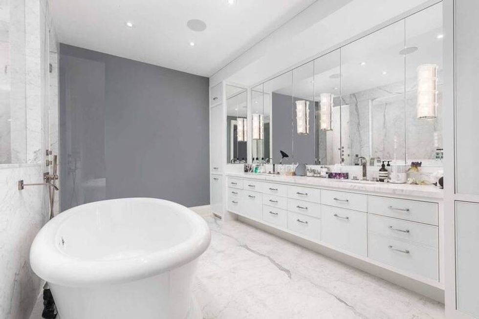 Excl2747812 210406101006693