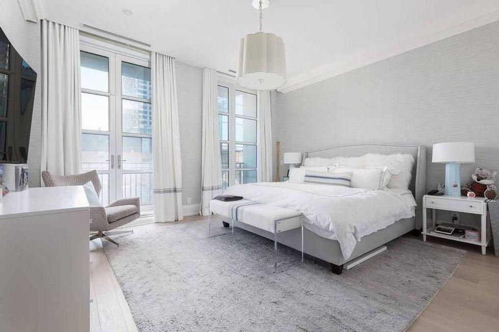 Excl2747812 210406101027550