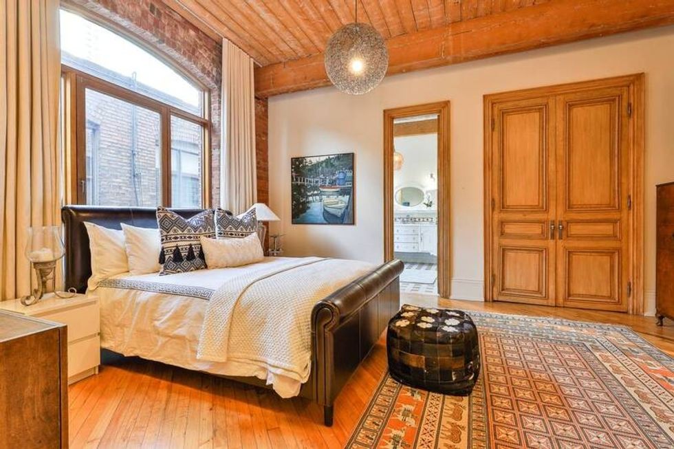 Excl2893000 210928014028899