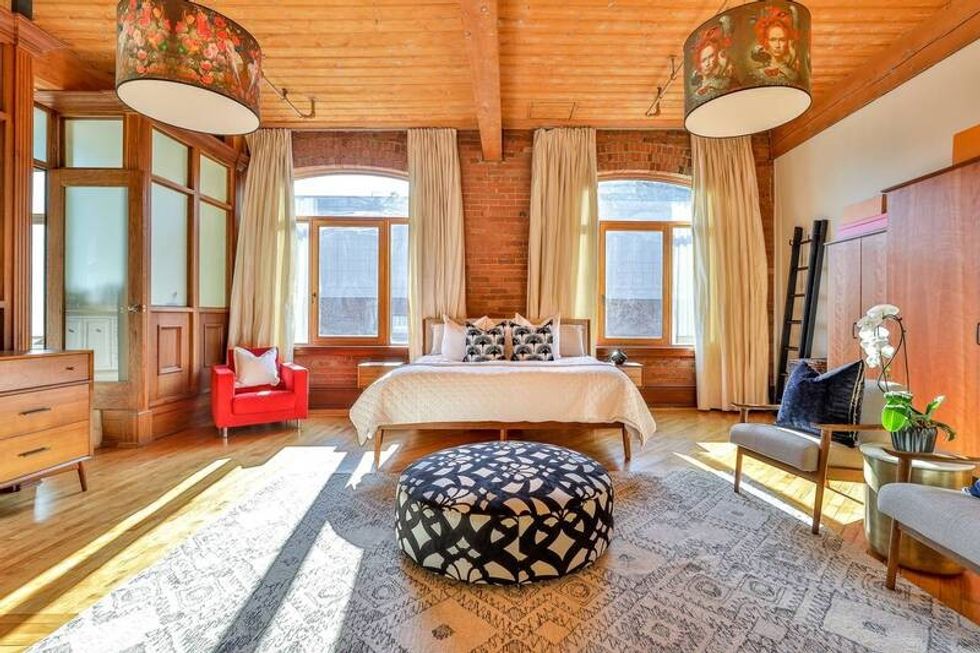 Excl2893000 210928014035821